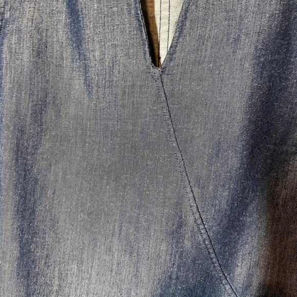 Toad & Co Chambray Wrap Blouse Tank V-neck Side Zip  Denim Navy Blue Small - Picture 3 of 4